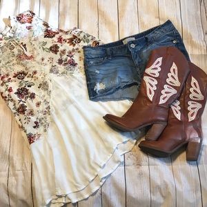 NWOT Flowy Shabby Chic Shirt from BUCKLE